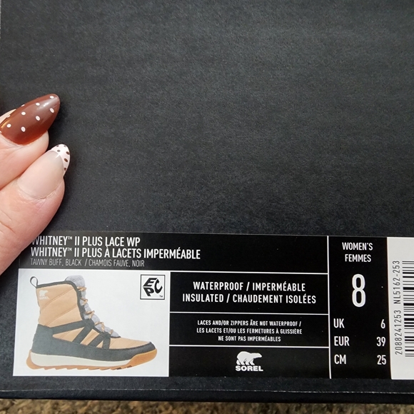 Sorel Women's Black and Tan Winter Boots - Picture 4 of 4